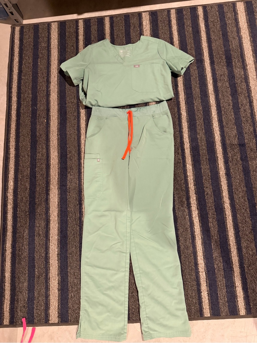 FIGS Sage Green Scrubs Set (Top and Bottom)